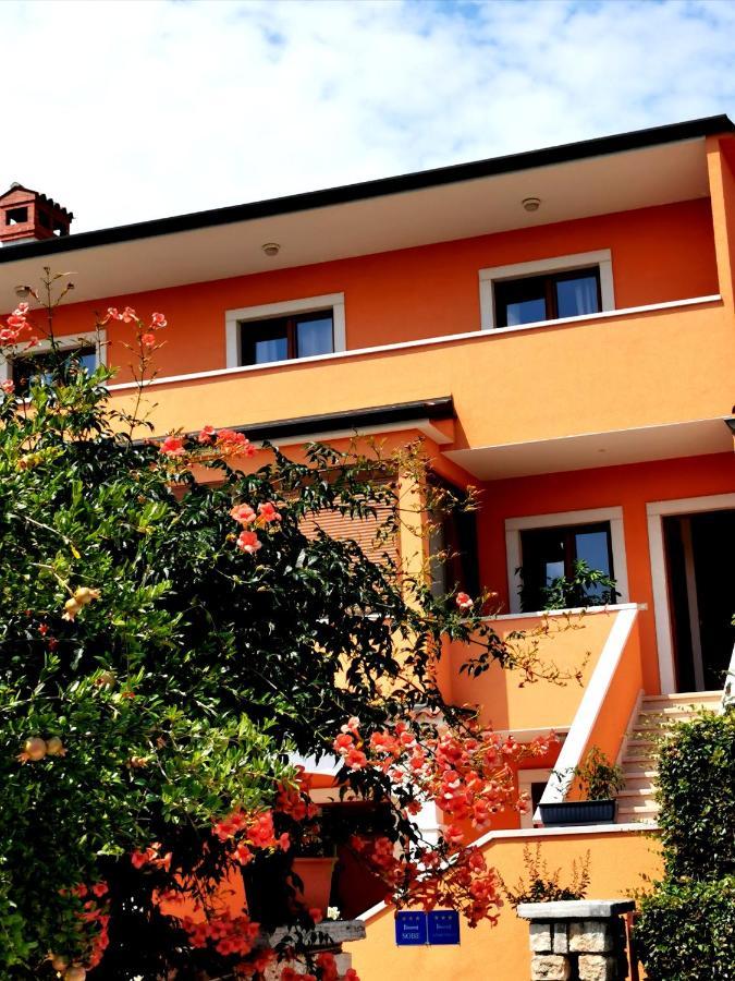 Villa Lamanova 罗维尼 外观 照片