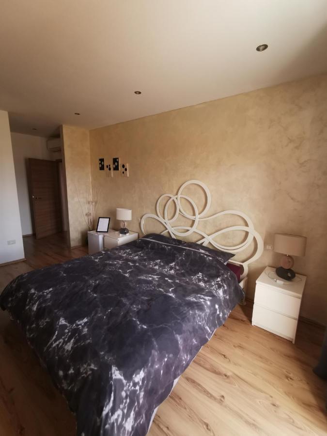 Villa Lamanova 罗维尼 外观 照片