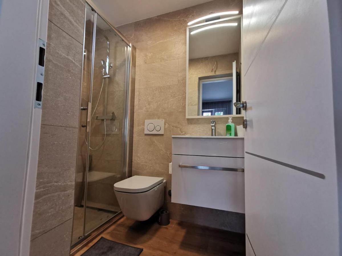 Villa Lamanova 罗维尼 外观 照片